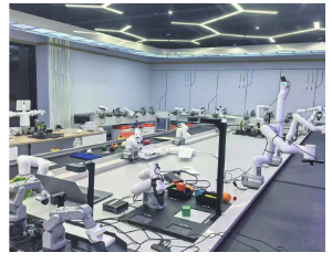 Dongchang High School smart robotics laboratory